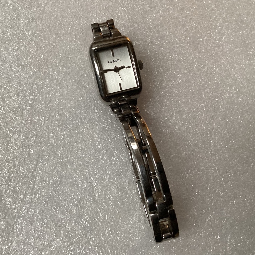 Fossil f2 Stainless Steel Link Band Women’s Watch (ES-1104)